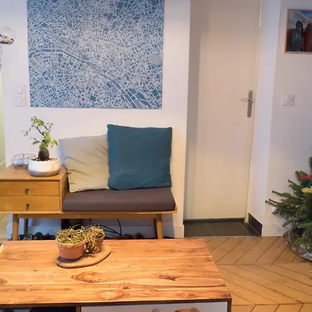 Apartment Hostnfly - Superb Next To The Canal St-martin *